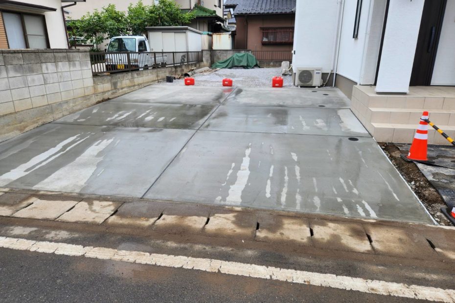 庭のコンクリート舗装